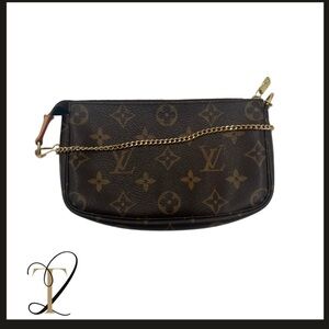 Louis Vuitton Monogram Canvas Mini Pochette Accessoires
